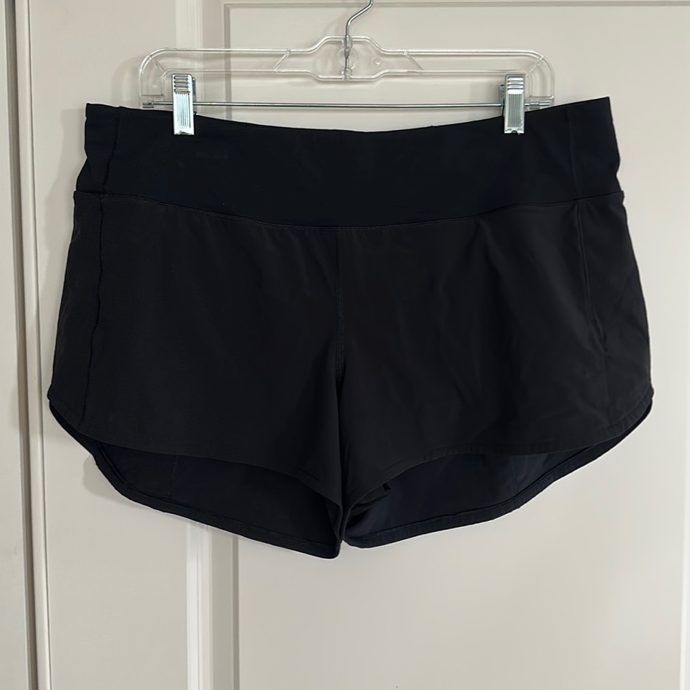 Lululemon Speed Up Short size 12 Tall